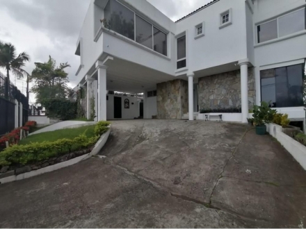 House for sale in El Avance, Bethania