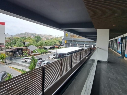 Commercial premises for rent in El Bosque, Panama