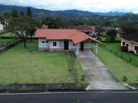 Fully furnished 3-bedroom home for Sale